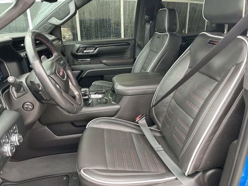 Used 2023 GMC Sierra 1500 AT4X image 14
