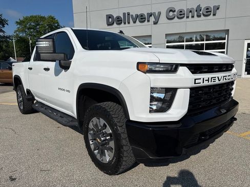 Used 2022 Chevrolet Silverado 2500 Custom w/ Custom Value Package AWD/4WD image 15