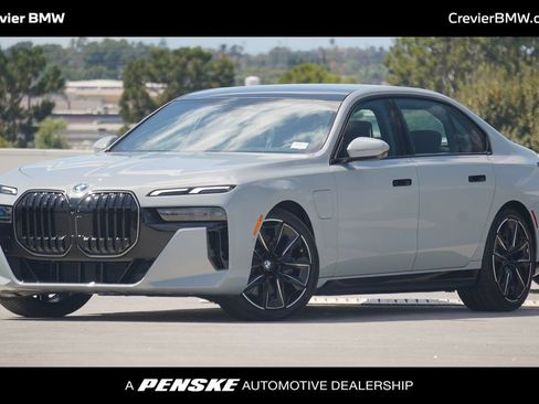 Used 2026 BMW 750e xDrive w/ Premium Package AWD/4WD image 1