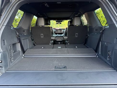 New 2026 Ford Expedition Platinum w/ Stealth Appearance Package AWD/4WD image 16