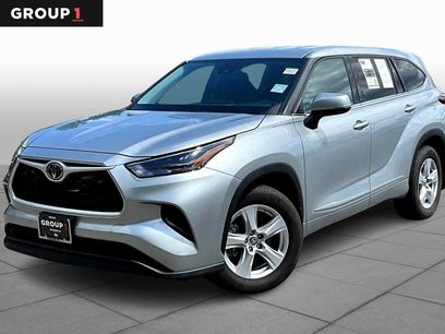Certified 2022 Toyota Highlander L