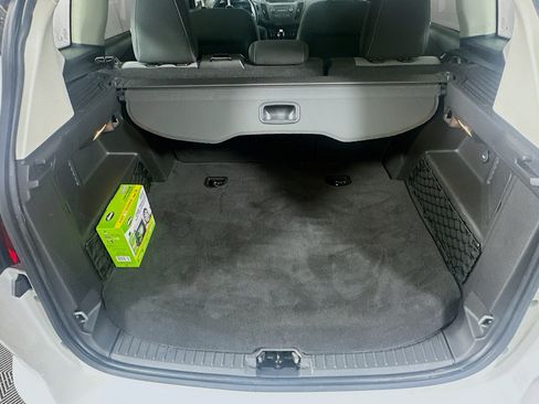 Used 2017 Ford C-MAX SE FWD image 26