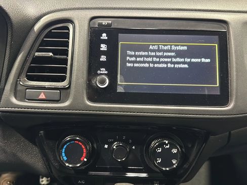 Used 2019 Honda HR-V Sport image 18