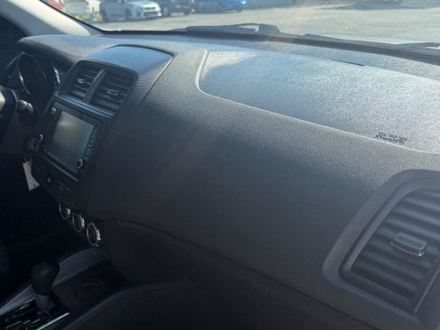Used 2019 Mitsubishi Outlander Sport ES FWD image 25
