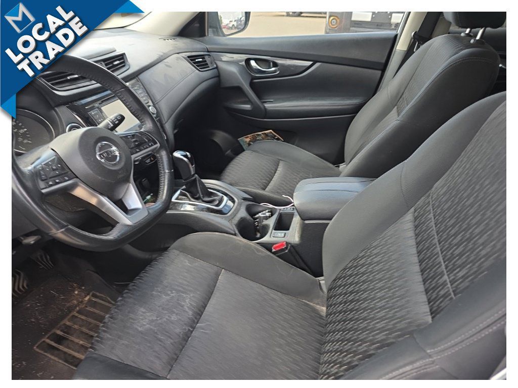 Used 2019 Nissan Rogue SV AWD/4WD image 8