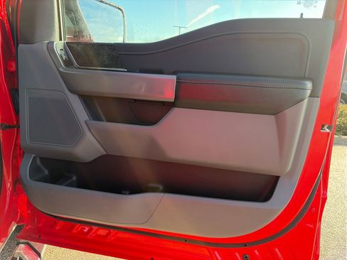 Used 2023 Ford F150 XLT w/ Equipment Group 302A High image 15