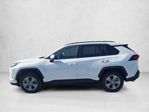 Certified 2025 Toyota RAV4 LE AWD/4WD image 9