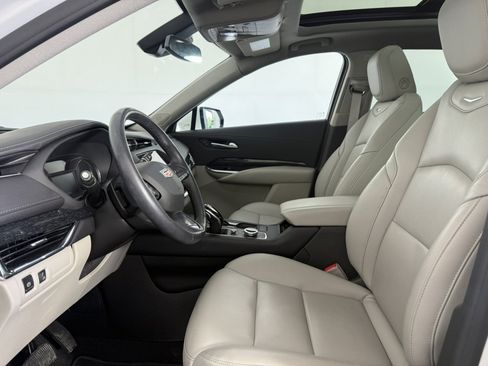Used 2023 Cadillac XT4 Premium Luxury w/ Sun And Sound Package AWD/4WD image 17