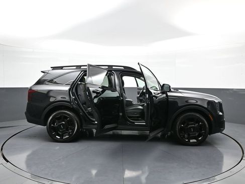 Certified 2024 Kia Sorento SX image 44