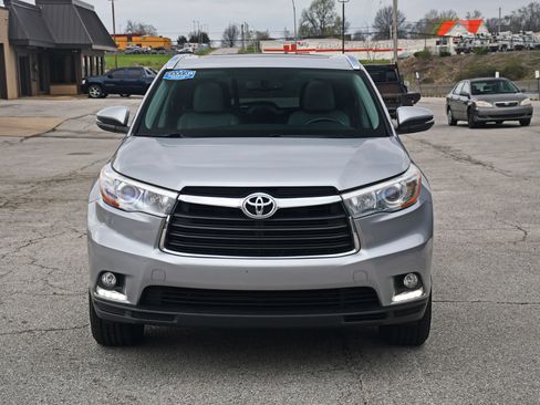 Used 2016 Toyota Highlander Limited AWD/4WD image 3