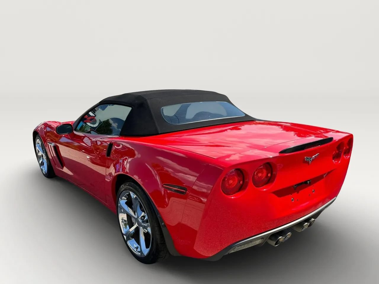 Used 2013 Chevrolet Corvette Grand Sport w/ 3LT Preferred Equipment Group RWD image 5