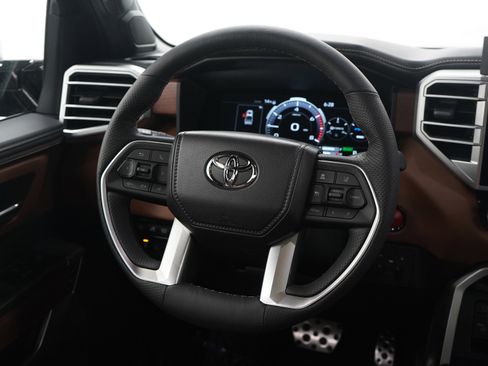 Used 2025 Toyota Tundra 1794 Edition image 17