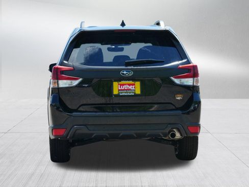 Used 2022 Subaru Forester Wilderness AWD/4WD image 6