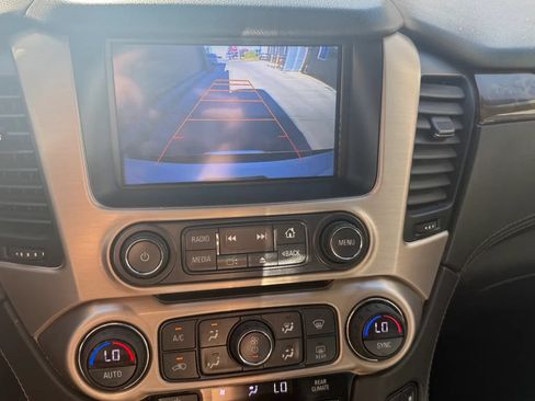 Used 2017 GMC Yukon Denali RWD image 15