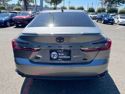 Used 2025 Toyota Camry SE w/ Convenience Package AWD/4WD image 8