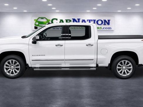 Used 2017 Chevrolet Silverado 1500 LTZ w/ LTZ Plus Package AWD/4WD image 3
