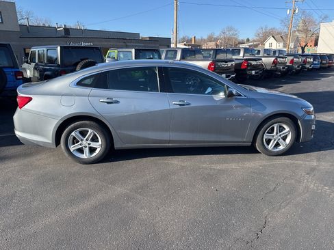 Used 2024 Chevrolet Malibu LT image 9