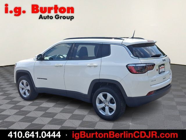 Used 2020 Jeep Compass Latitude w/ Cold Weather Group AWD/4WD image 4