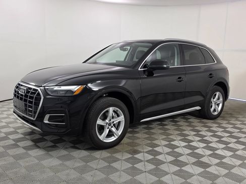 Certified 2024 Audi Q5 2.0T Premium AWD/4WD image 3