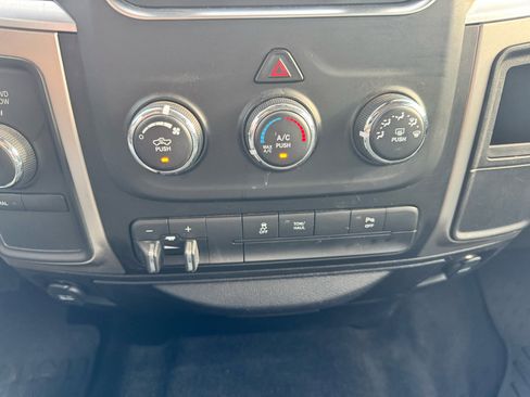 Used 2015 RAM 2500 SLT w/ Protection Group image 14