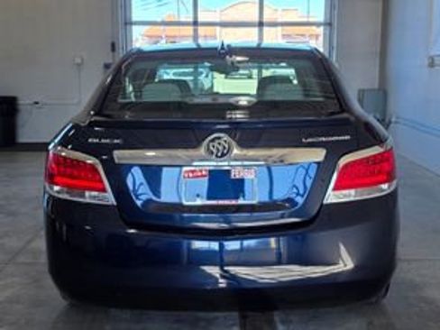 Used 2011 Buick LaCrosse CX image 4
