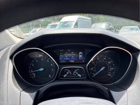 Used 2018 Ford Focus SE FWD image 17