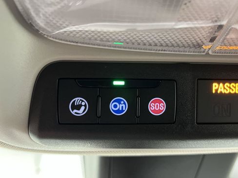 Certified 2024 Buick Encore GX Preferred AWD/4WD image 21