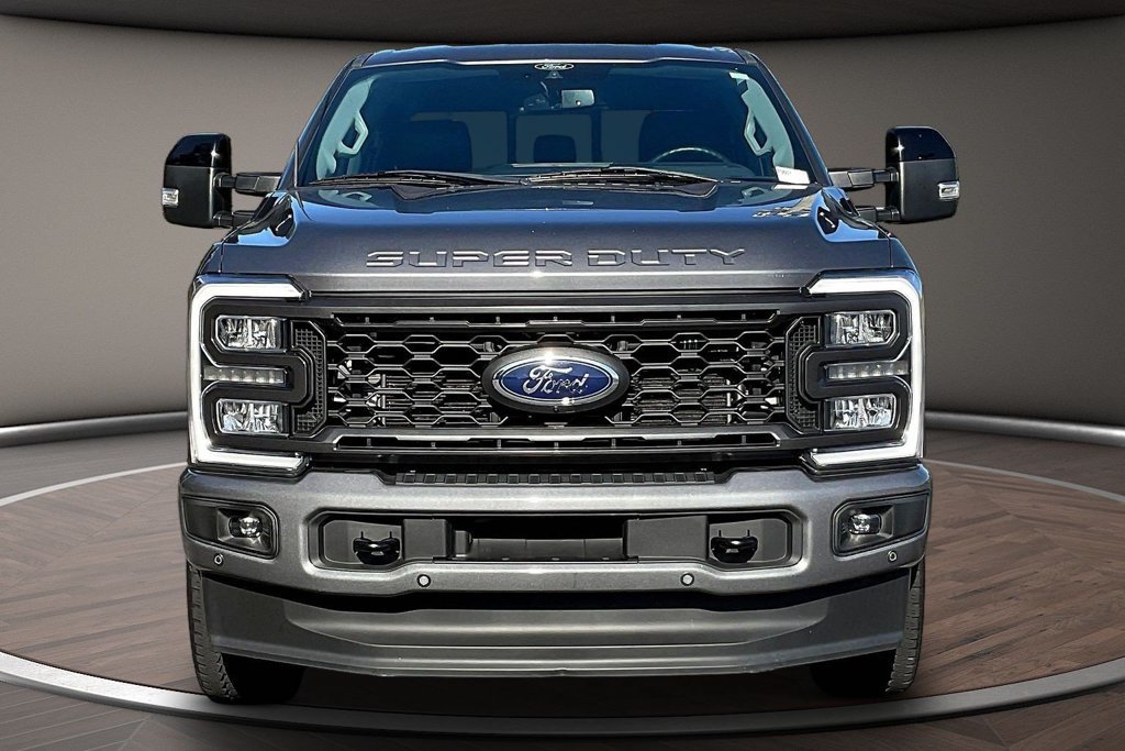 Used 2024 Ford F250 Lariat w/ Lariat Ultimate Package AWD/4WD image 2