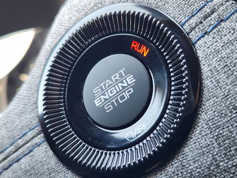 New 2026 Jeep Compass Latitude image 17