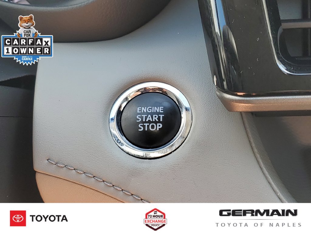 Used 2023 Toyota Highlander XLE FWD image 34