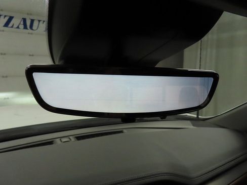 Used 2024 GMC Sierra 3500 Denali w/ Denali Reserve Package image 30