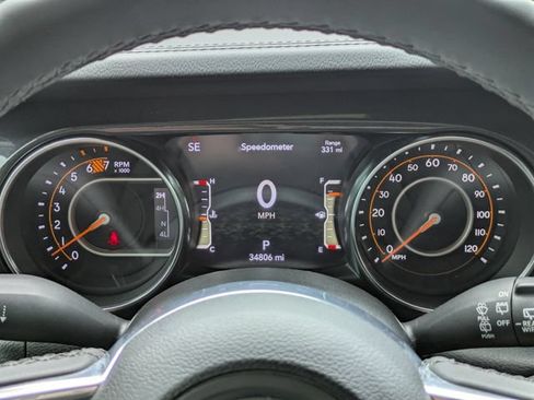 Used 2023 Jeep Wrangler Unlimited Sahara AWD/4WD image 33