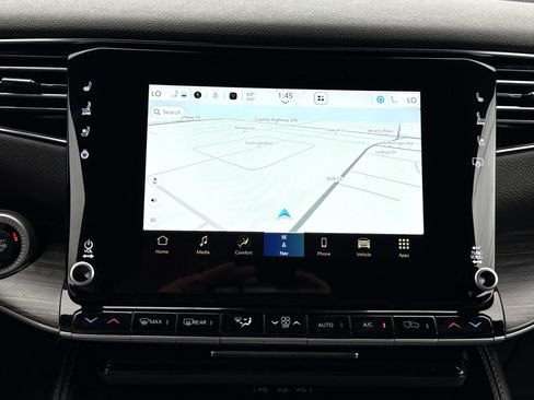 Used 2023 Jeep Wagoneer L Series III w/ Preferred Equipment Group image 19