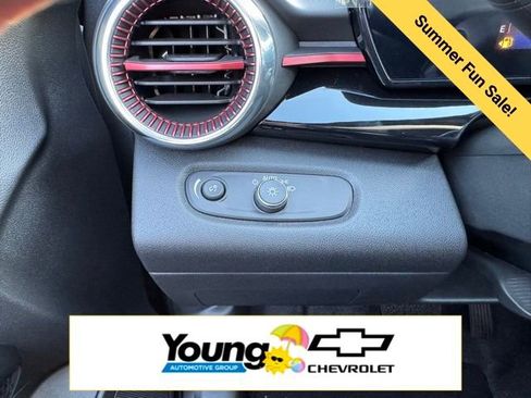 New 2026 Chevrolet Trax RS w/ Sunroof Package FWD image 21