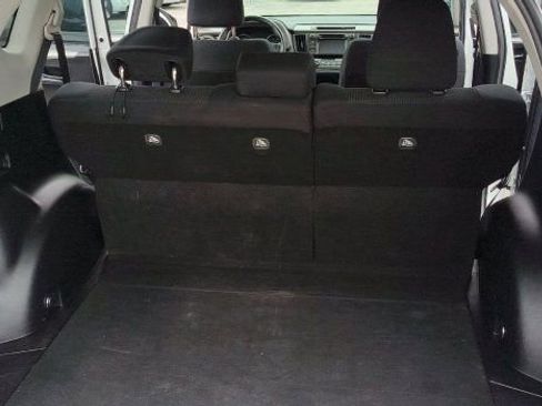 Used 2018 Toyota RAV4 XLE image 11