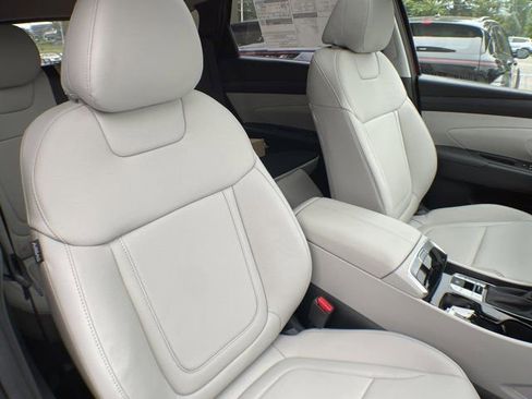 New 2025 Hyundai Tucson SEL image 11