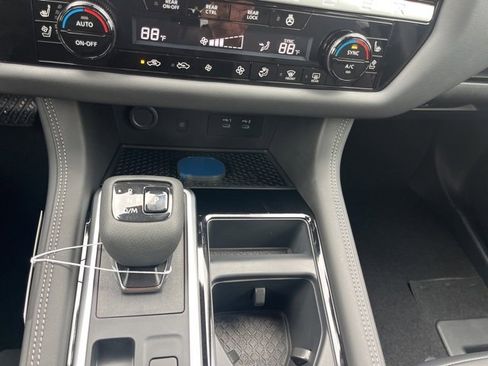 New 2026 Nissan Pathfinder Platinum w/ Cargo Package image 18