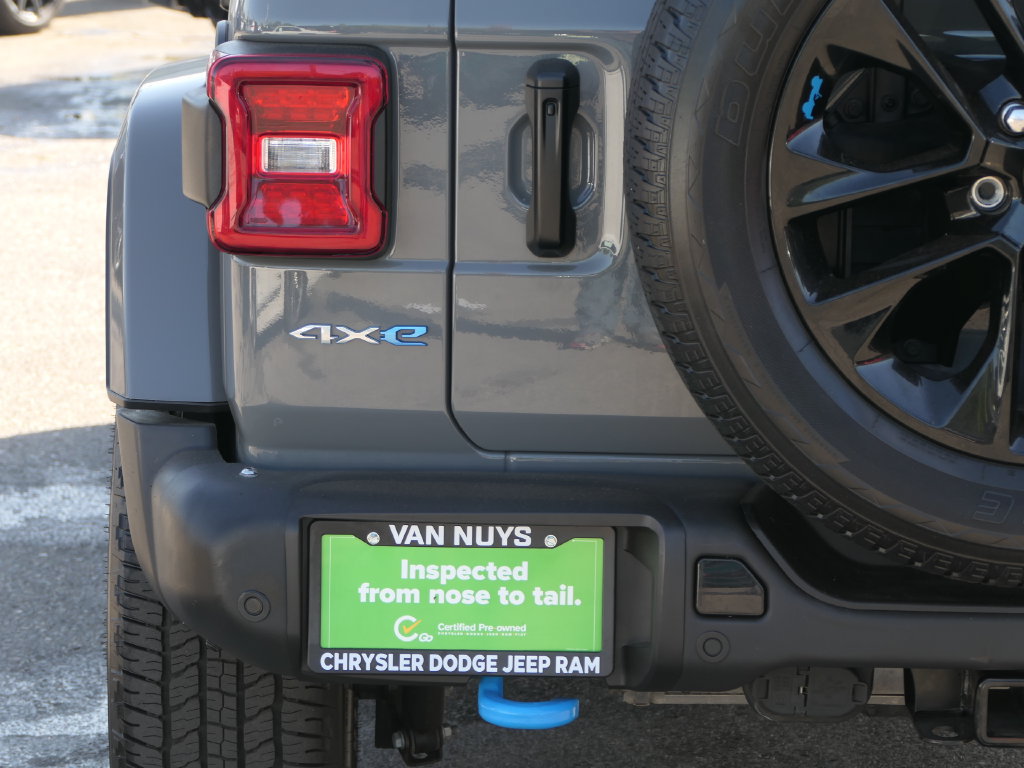 Certified 2023 Jeep Wrangler Unlimited Sahara w/ Safety Group AWD/4WD image 6