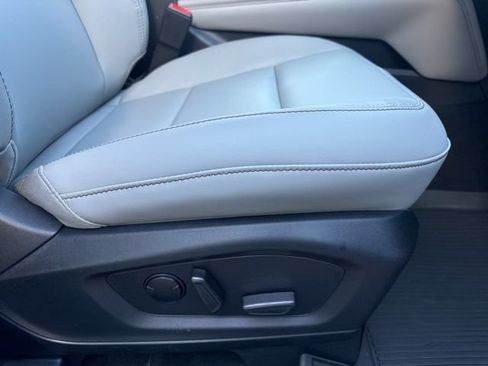 New 2026 Ford Explorer Active w/ Active Comfort Package AWD/4WD image 29