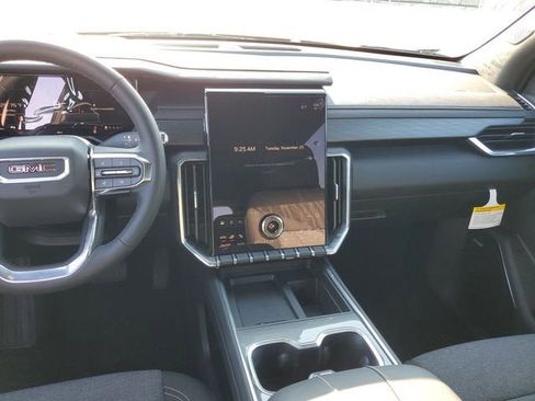 New 2026 GMC Acadia Elevation image 14