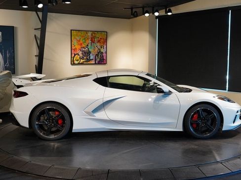 Used 2023 Chevrolet Corvette Stingray Premium Cpe w/ Z51 Performance Package RWD image 14