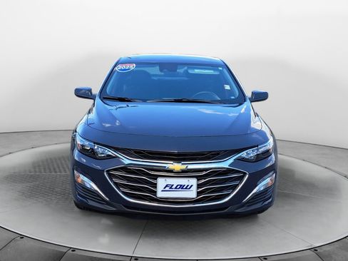 Used 2025 Chevrolet Malibu LS FWD image 2