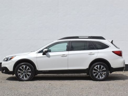 Used 2017 Subaru Outback 3.6R Limited AWD/4WD image 9