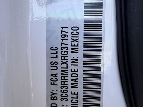 Used 2024 RAM 3500 Laramie w/ Night Edition image 33