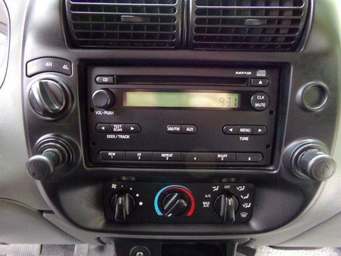 Used 2008 Ford Ranger XLT image 15