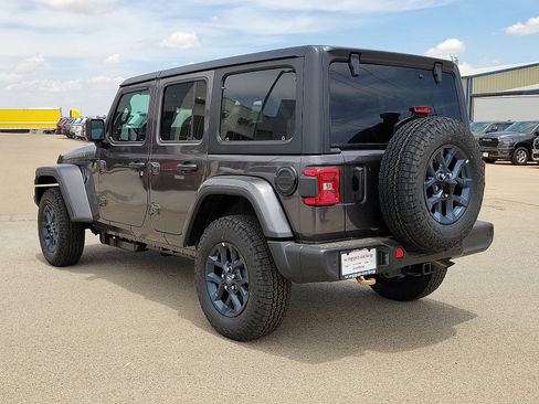 New 2026 Jeep Wrangler Unlimited Sport AWD/4WD image 3