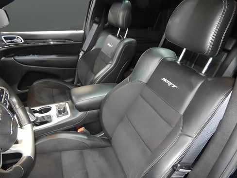 Used 2021 Jeep Grand Cherokee SRT image 11