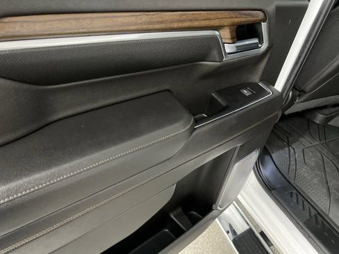 Used 2022 Chevrolet Silverado 1500 High Country image 50