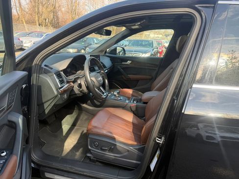 Used 2018 Audi Q5 2.0T Premium Plus w/ Premium Plus Package image 24