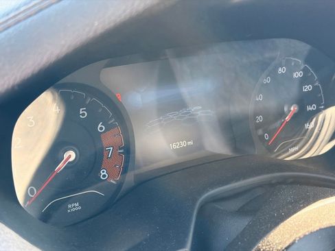 Used 2023 Jeep Compass Latitude AWD/4WD image 9